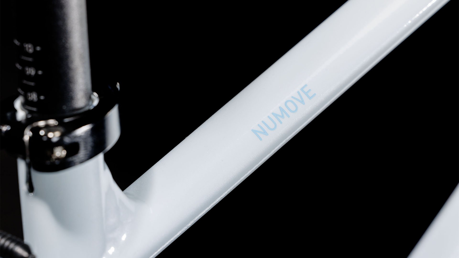 numove-240-flashwhite-pink-6-1638230.jpg